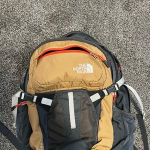 North face Recon